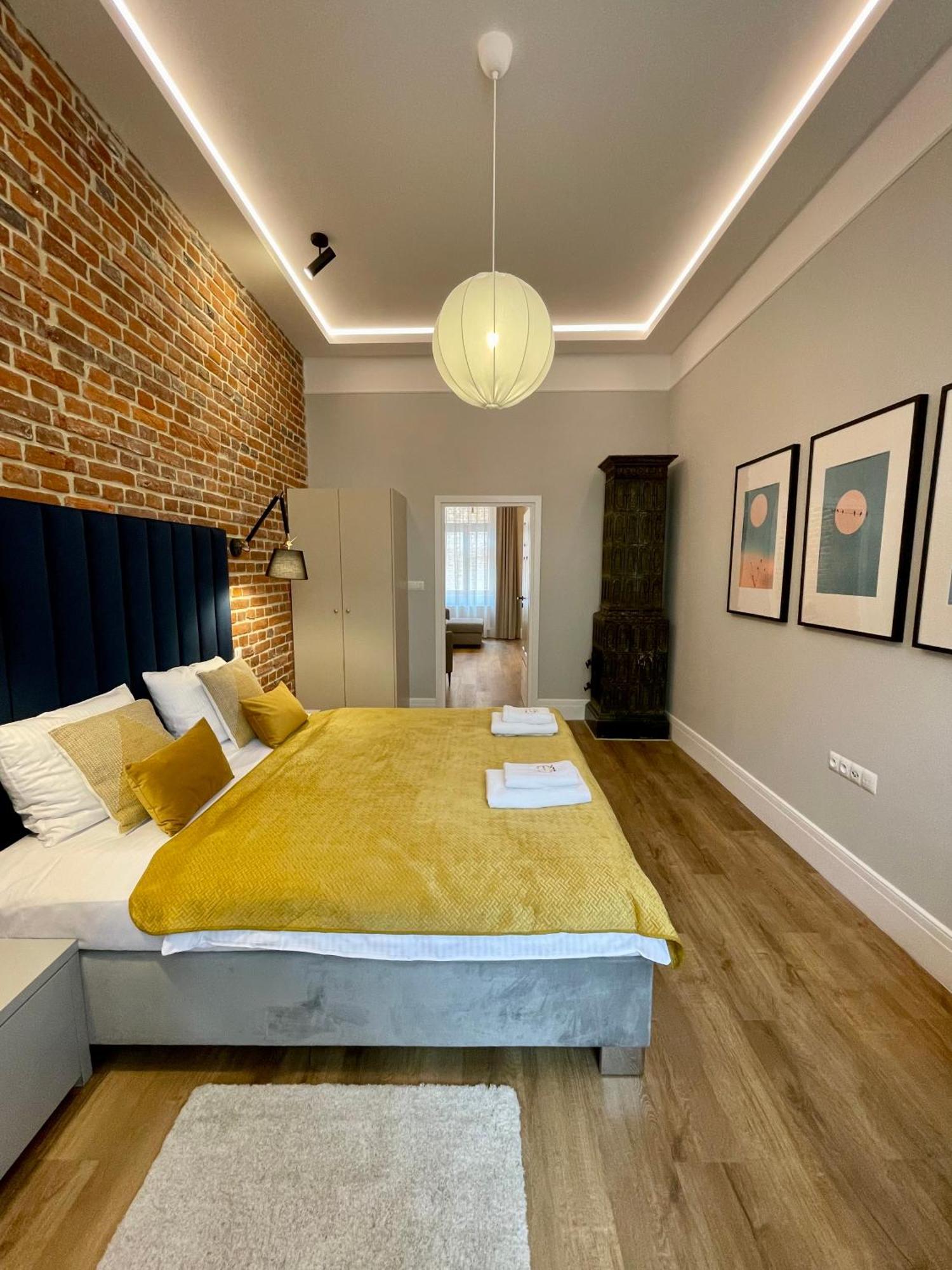 Golden Queen Apartments City Center Krasków Εξωτερικό φωτογραφία